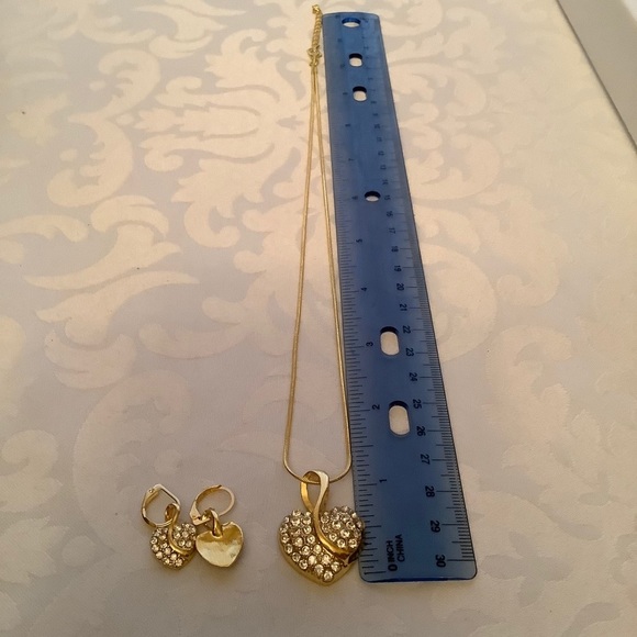 ❤️Bright Gold Crystal Heart Necklace and Earrings - Picture 9 of 9
